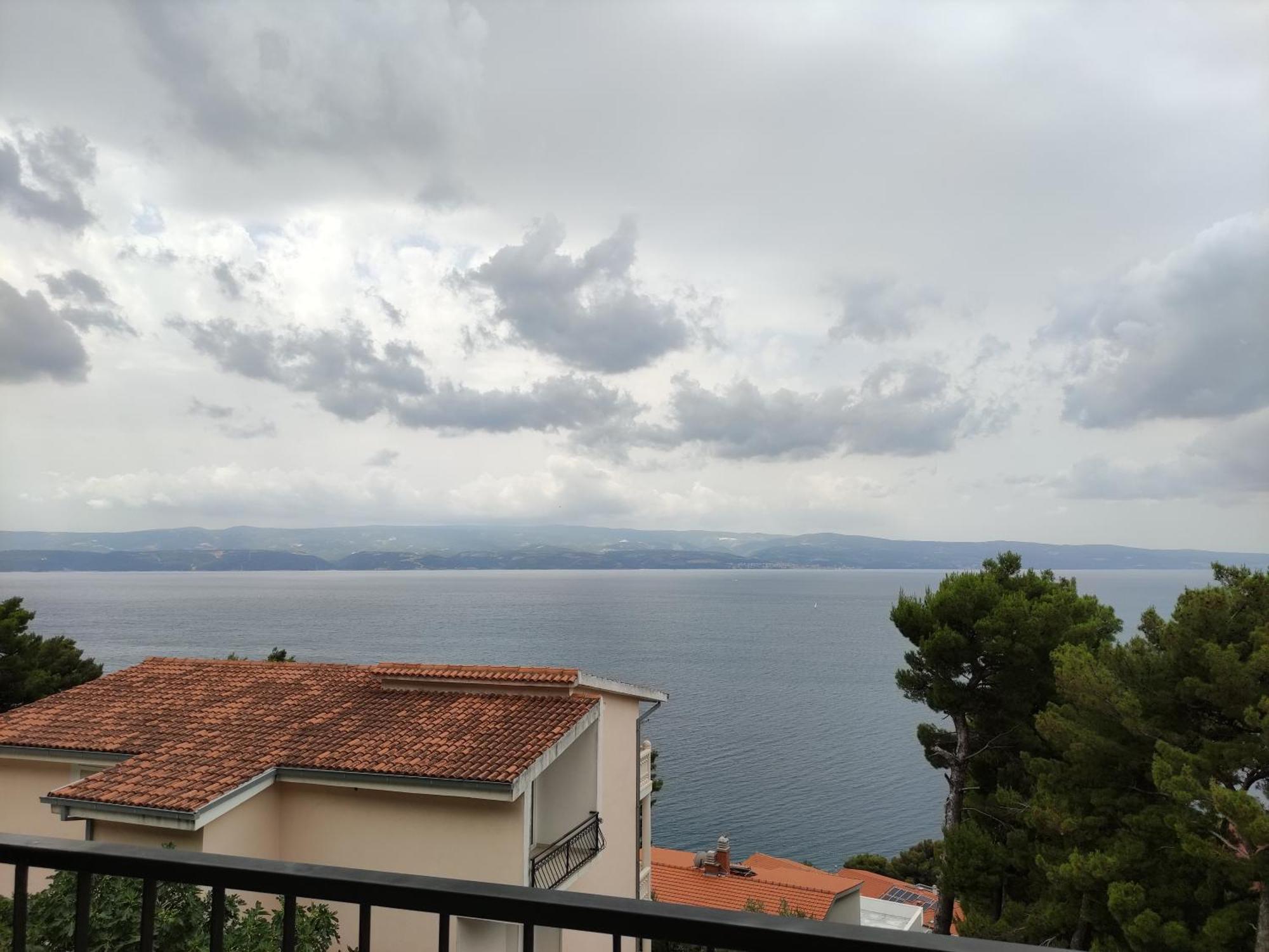 Rake Apartman Omiš Szoba fotó